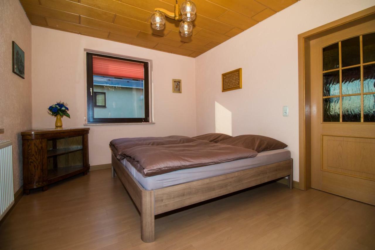 Ferienwohnung am Balkon des Erzgebirges Bernsbach Exterior foto