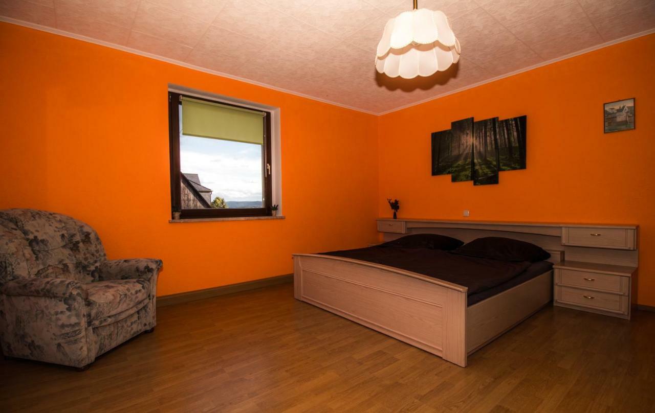 Ferienwohnung am Balkon des Erzgebirges Bernsbach Exterior foto
